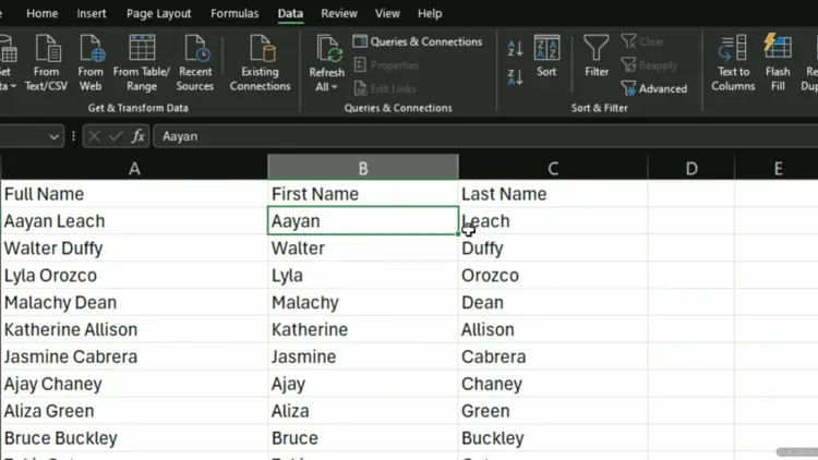 Final result showing first and last names split into separate columns